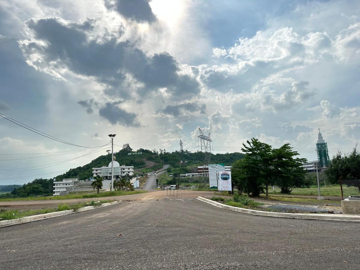 Ben Ho Homestay Xa Gia Tan ภายนอก รูปภาพ