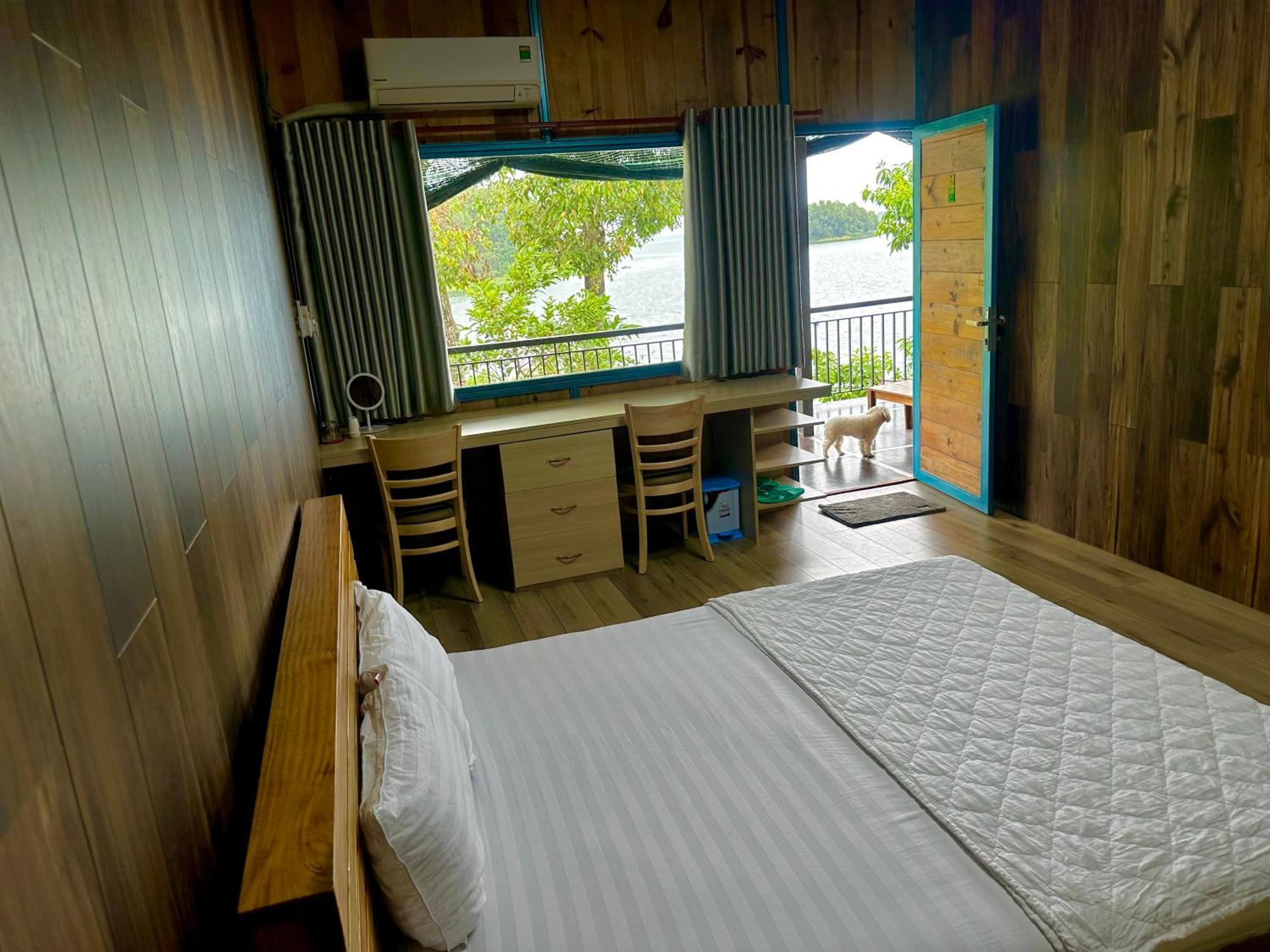 Ben Ho Homestay Xa Gia Tan ภายนอก รูปภาพ